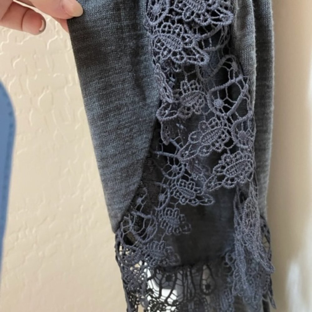 Win Win charcoal  gray open sleeve lace tunic. - Picture 6 of 8